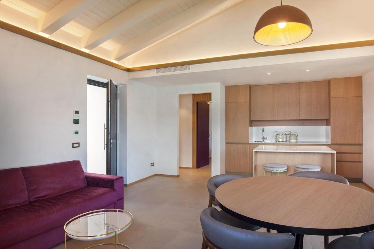 Villa Divina - Apt Icona Con Piscina E Vista Lago 布伦佐内堡 外观 照片